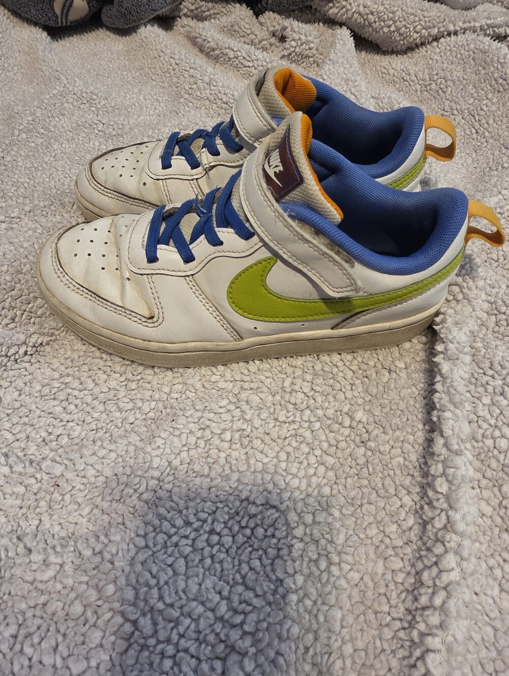 Boys Nike Court Borough Low 2 Sneakers 2Y